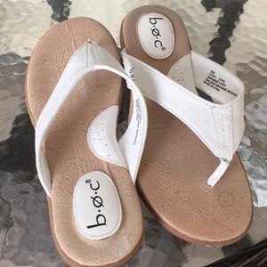 B.O.C. White sandals size 9. Like new!